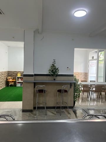 Kommersiell att hyra i Sevilla stad - 1 500 € (Ref: 9481253)