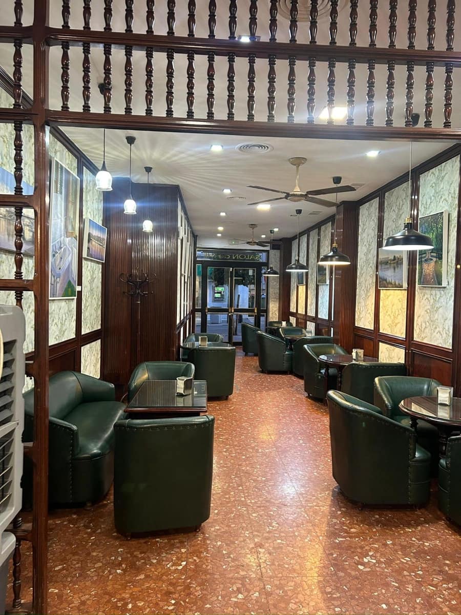 Gewerbe zu verkaufen in San Juan de Aznalfarache - 280.000 € (Ref: 9481254)