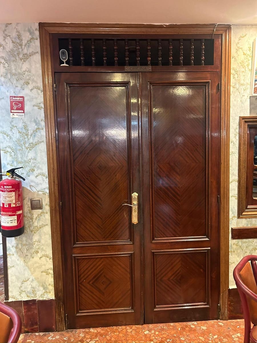 Gewerbe zu verkaufen in San Juan de Aznalfarache - 280.000 € (Ref: 9481254)