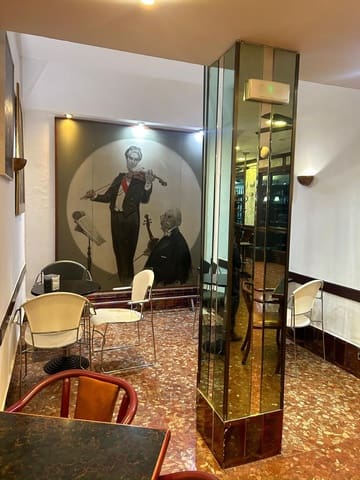 Gewerbe zu verkaufen in San Juan de Aznalfarache - 280.000 € (Ref: 9481254)