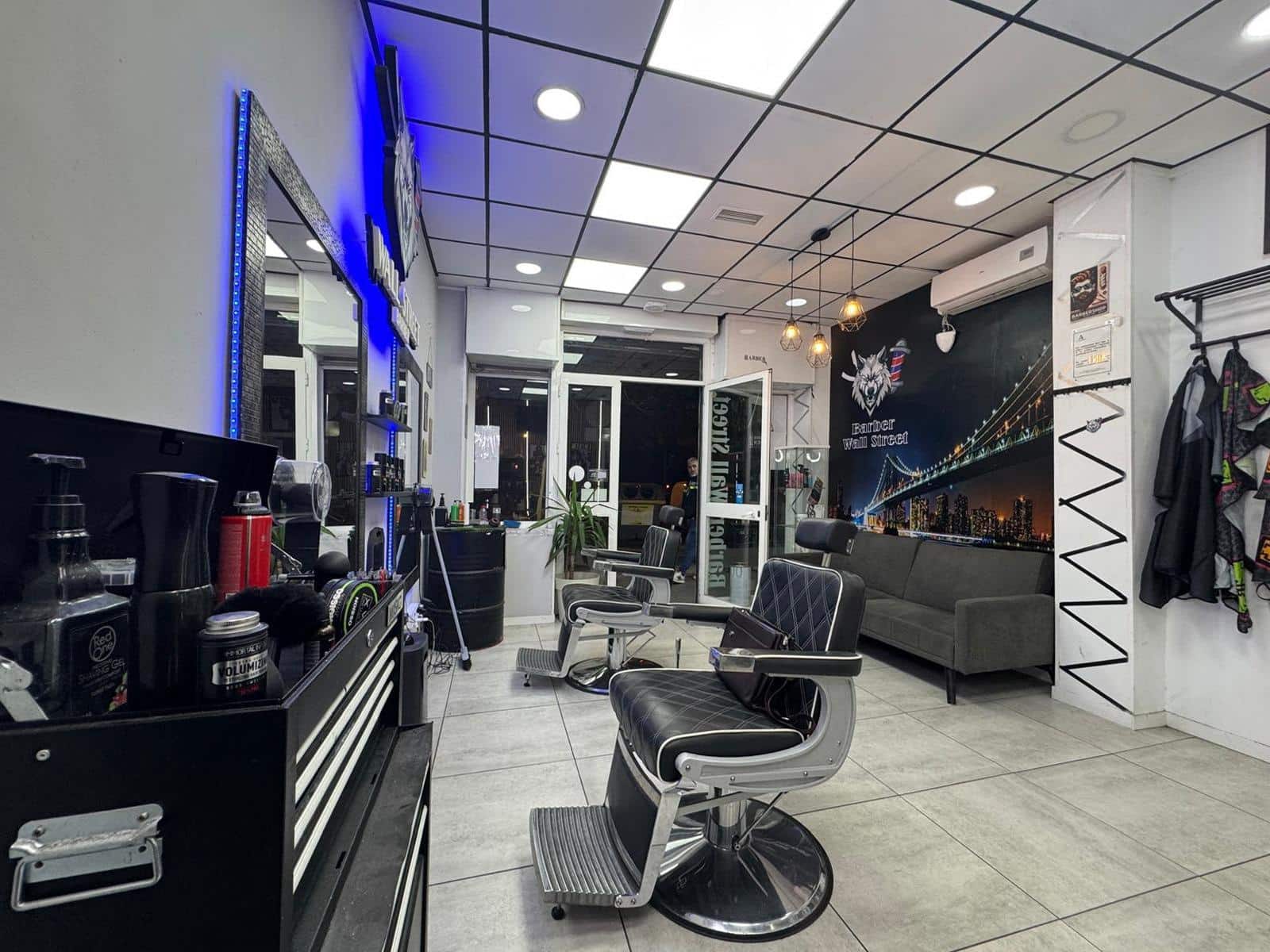 Commercial for rent in Seville city - € 530 (Ref: 9482092)