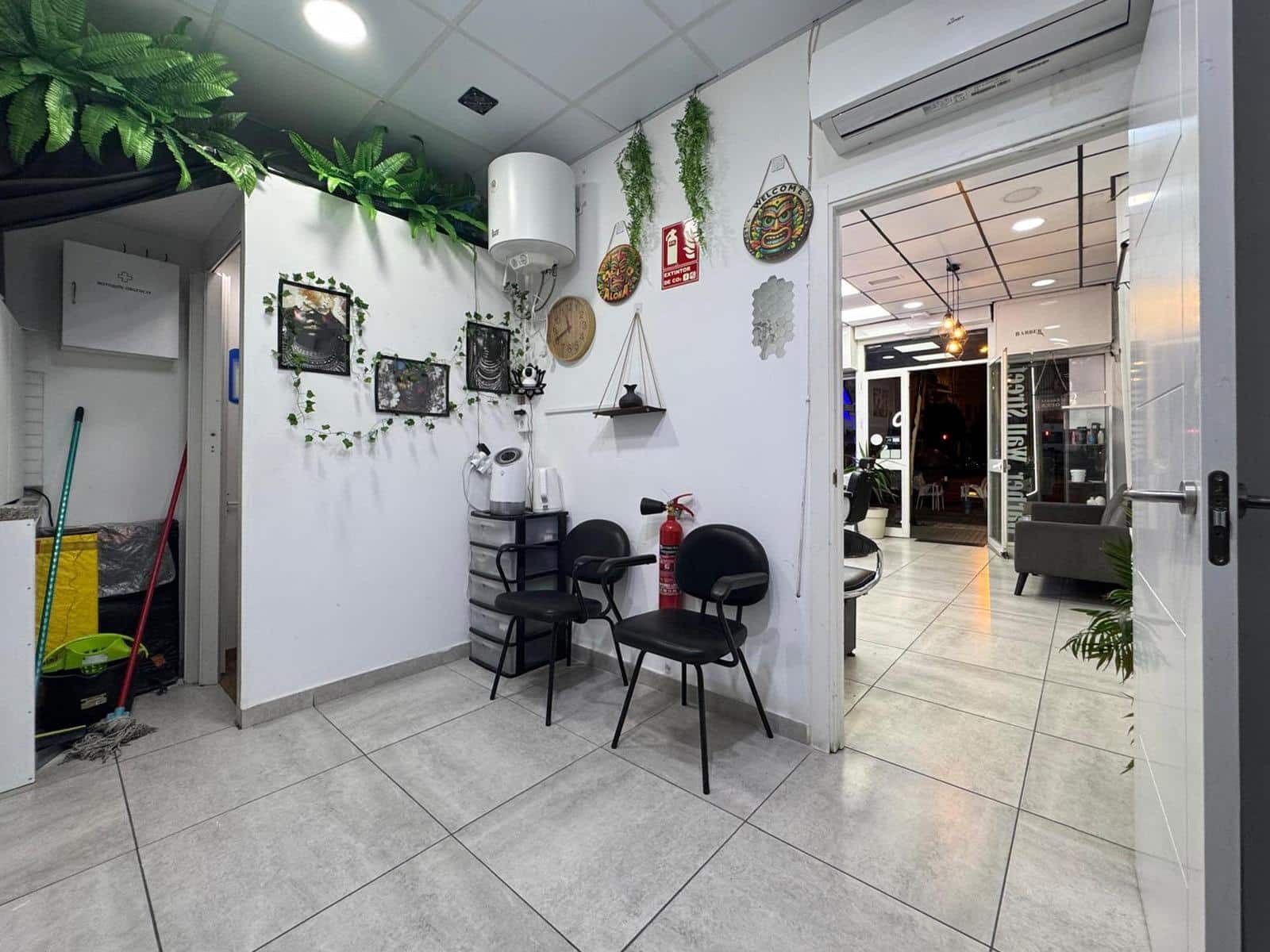 Commercial for rent in Seville city - € 530 (Ref: 9482092)