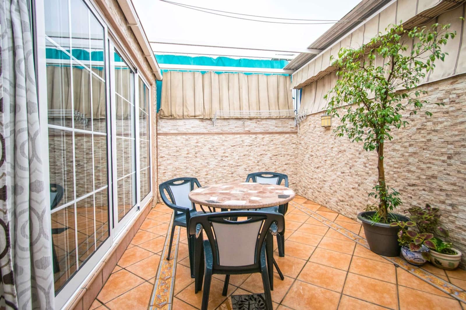 4 soveværelse Rækkehus til salg i Sevilla by - € 378.167 (Ref: 9482093)