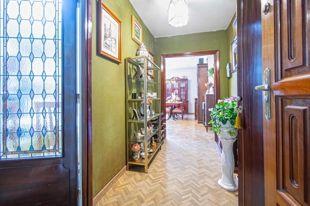 5 bedroom Flat for sale in Santa Clara, Seville city - € 345,000 (Ref: 9482094)