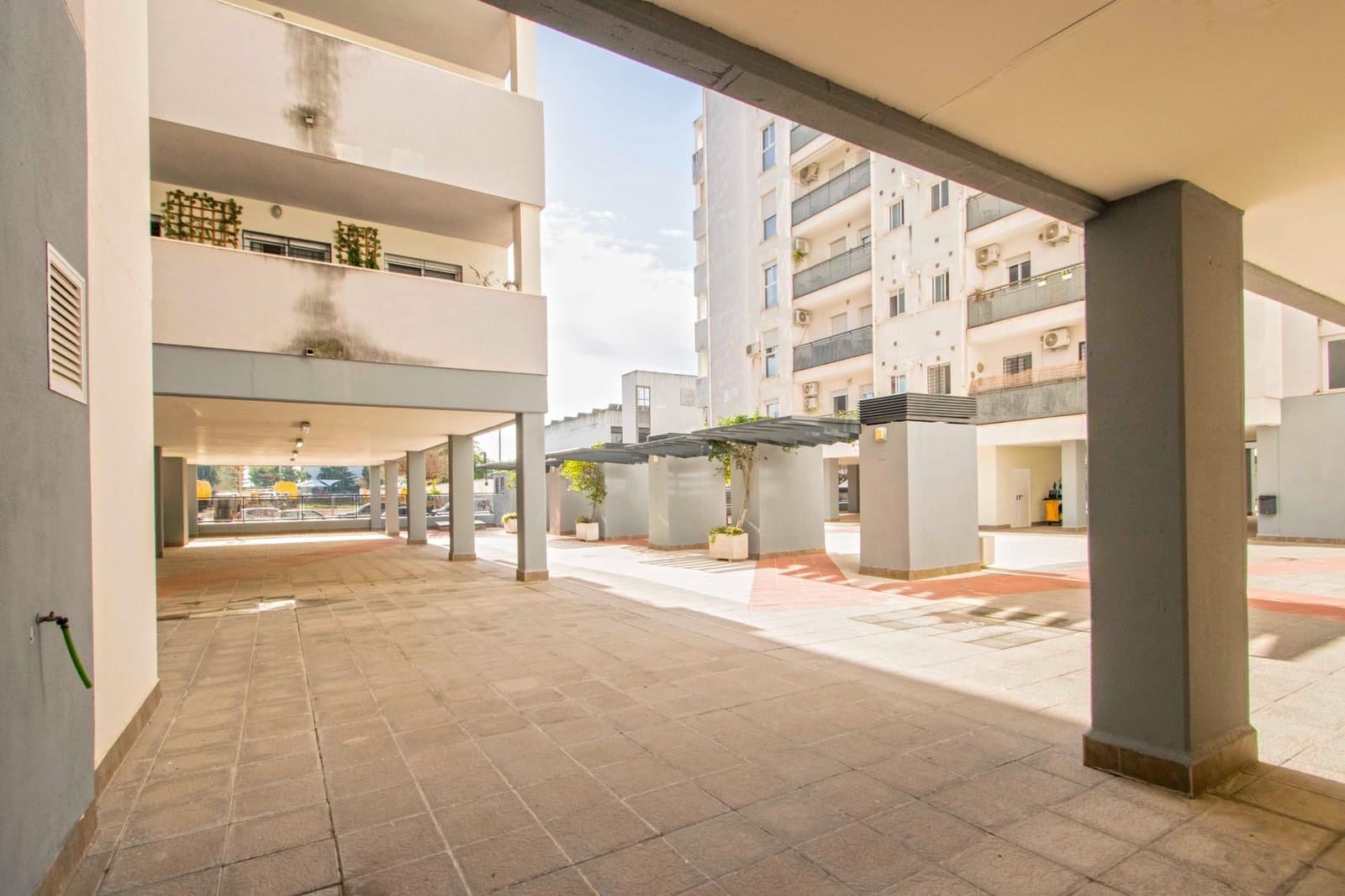 2 soveværelse Lejlighed til salg i Sevilla by med garage - € 210.000 (Ref: 9491487)