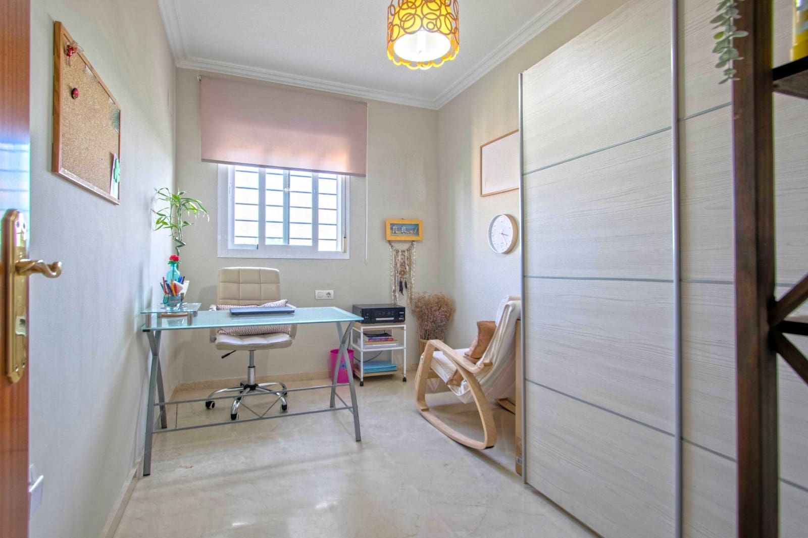 2 soveværelse Lejlighed til salg i Sevilla by med garage - € 210.000 (Ref: 9491487)