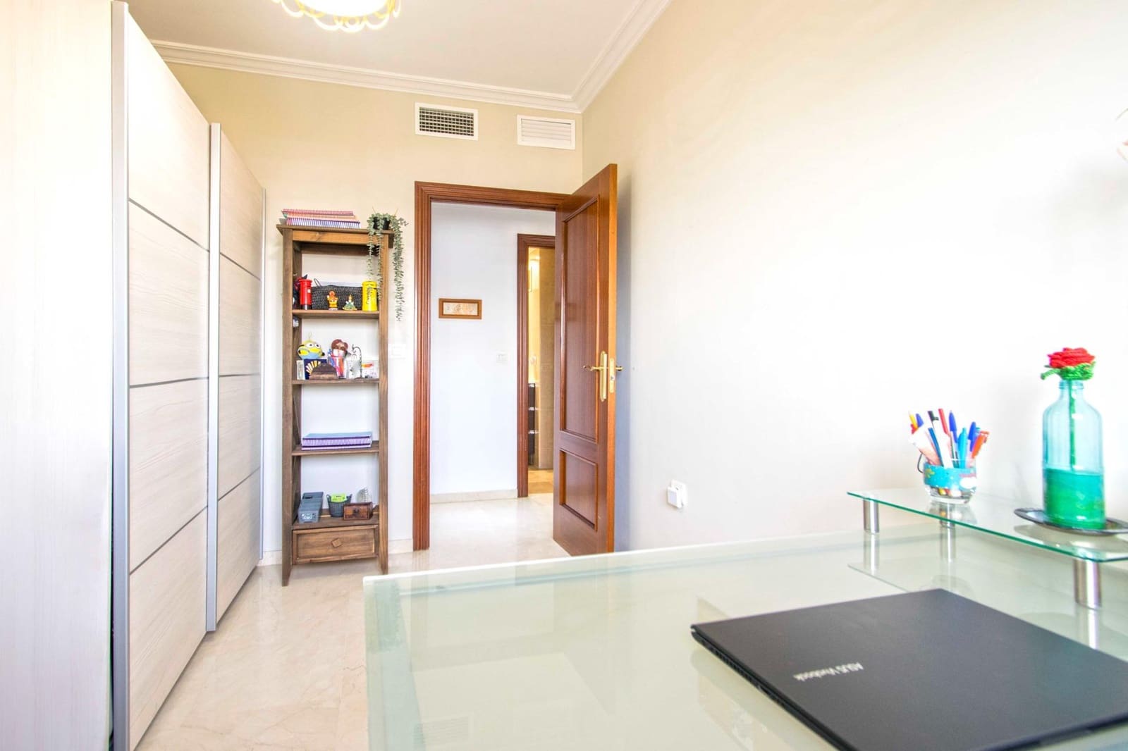 2 soveværelse Lejlighed til salg i Sevilla by med garage - € 210.000 (Ref: 9491487)