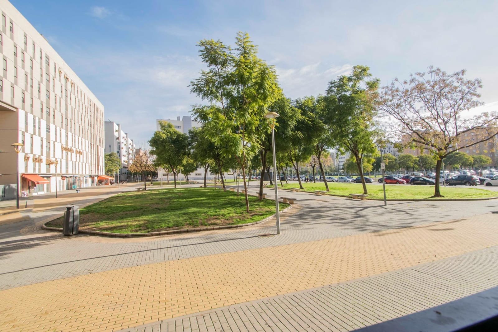 2 soveværelse Lejlighed til salg i Sevilla by med garage - € 210.000 (Ref: 9491487)