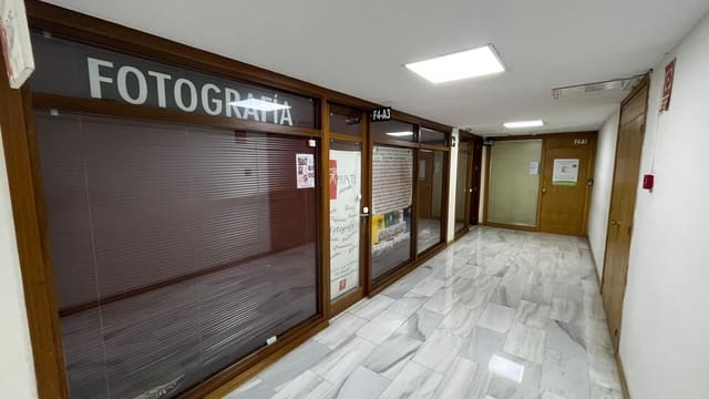 Local Comercial en Sevilla ciudad en venta - 125.000 € (Ref: 9495338)