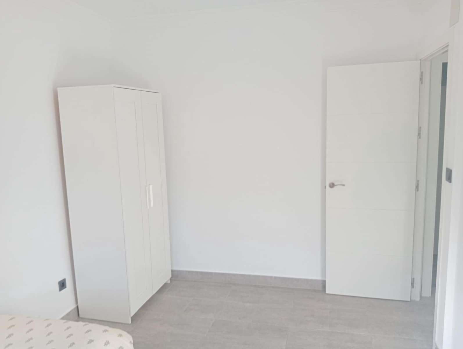 3 bedroom Flat for rent in Seville city - € 995 (Ref: 9495339)