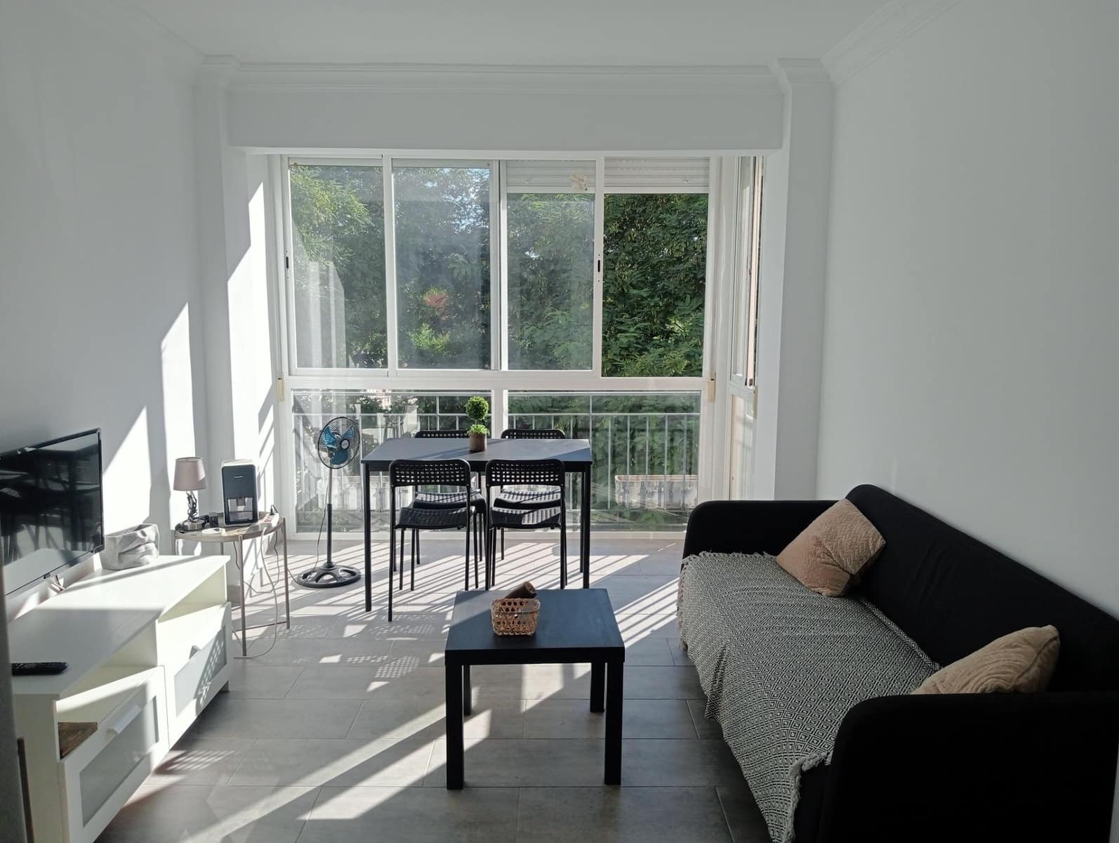 3 bedroom Flat for rent in Seville city - € 995 (Ref: 9495339)