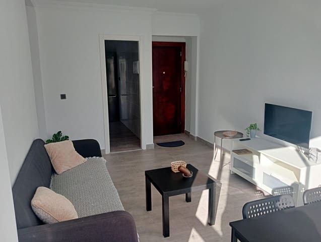 3 quarto Apartamento para arrendar em Sevilha cidade - 995 € (Ref: 9495339)