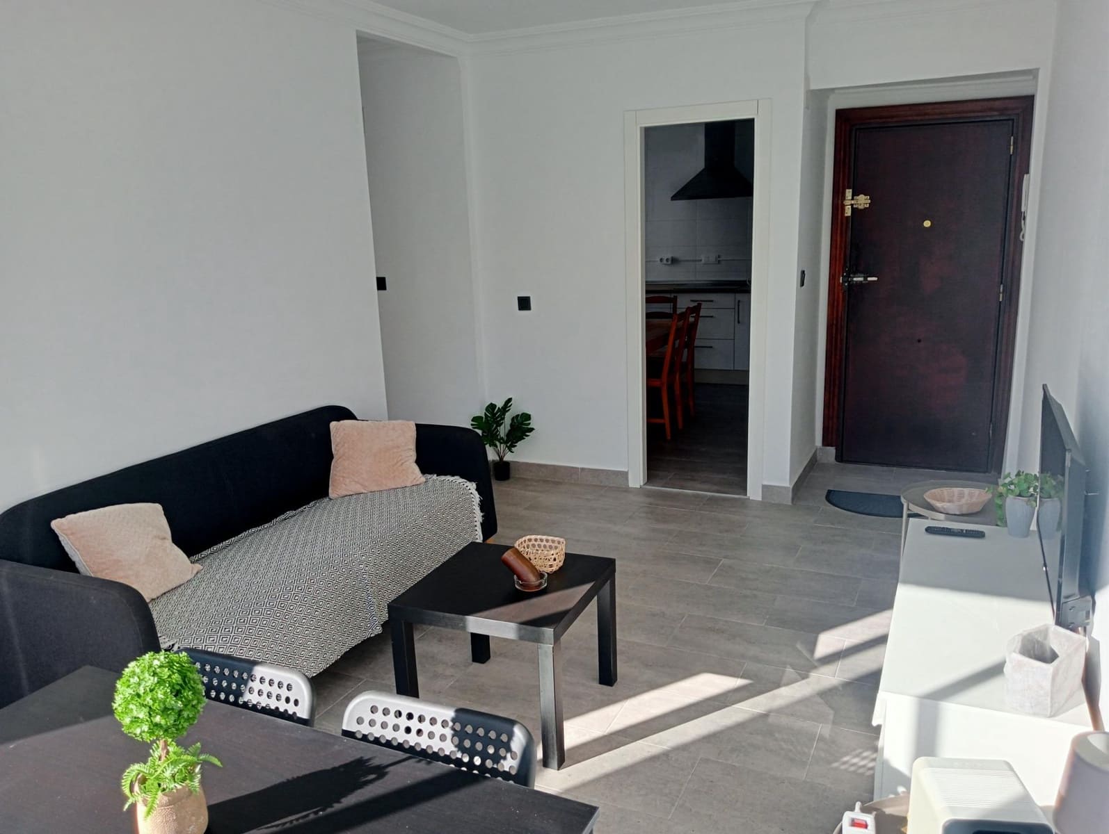 3 bedroom Flat for rent in Seville city - € 995 (Ref: 9495339)