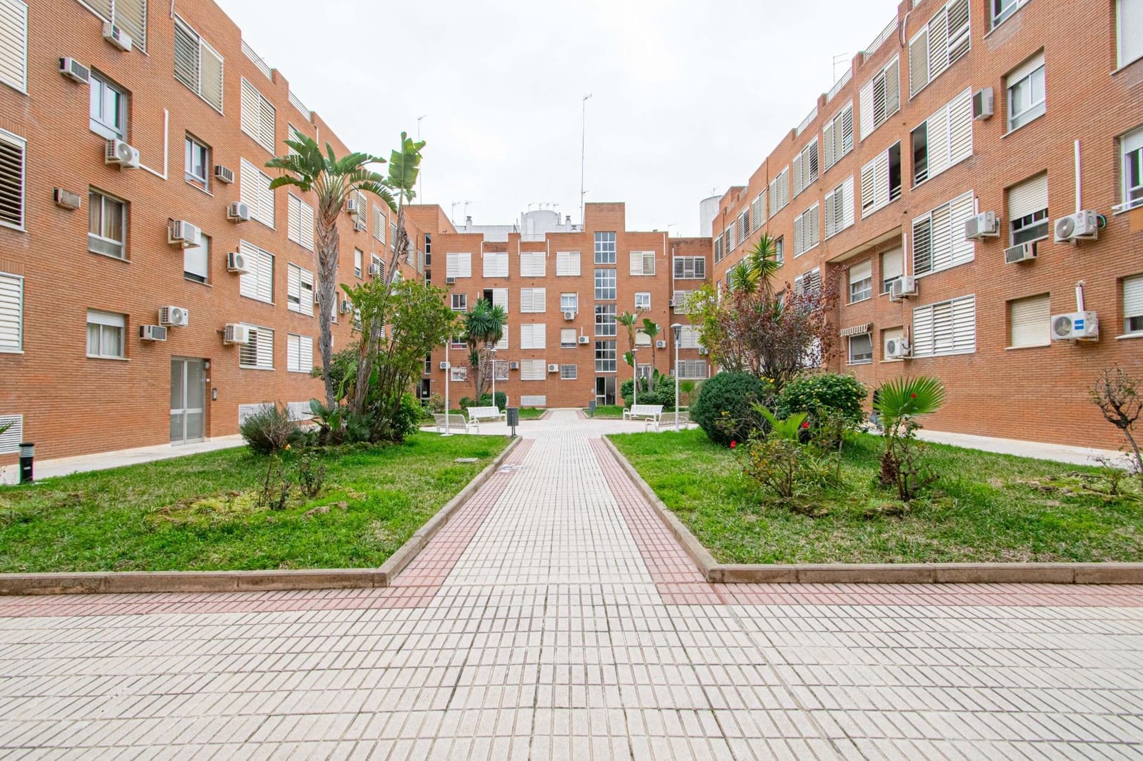 1 bedroom Flat for rent in Seville city - € 750 (Ref: 9497289)