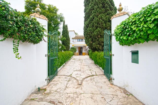 5 chambre Finca/Maison de Campagne à vendre à Espartinas avec piscine garage - 490 000 € (Ref: 9497293)