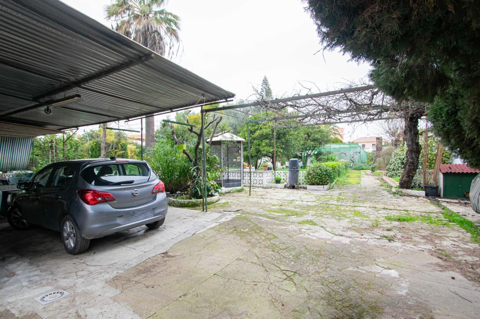 5 sypialnia Finka/Dom wiejski na sprzedaż w Espartinas z basenem garażem - 490 000 € (Ref: 9497293)