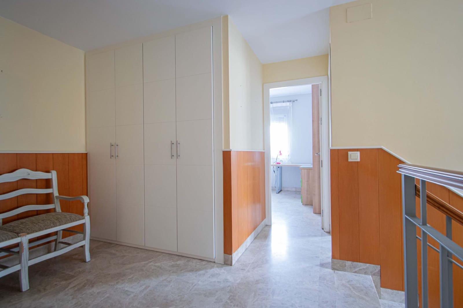 4 bedroom Terraced Villa for sale in Seville city with garage - € 466,700 (Ref: 9502443)