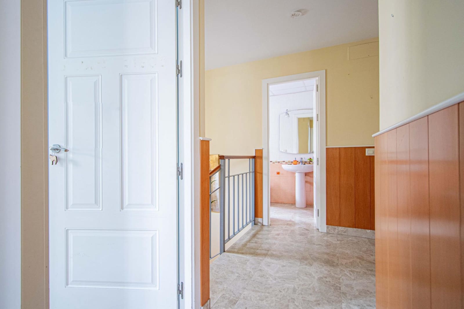 4 bedroom Terraced Villa for sale in Seville city with garage - € 466,700 (Ref: 9502443)