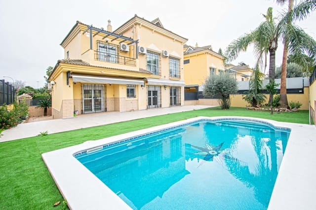 3 bedroom Villa for sale in Santa Clara, Seville city with pool garage - € 899,000 (Ref: 9502444)