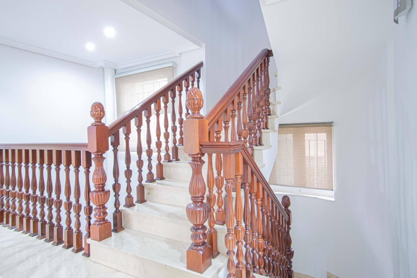 3 bedroom Villa for sale in Seville city with pool garage - € 899,000 (Ref: 9502444)