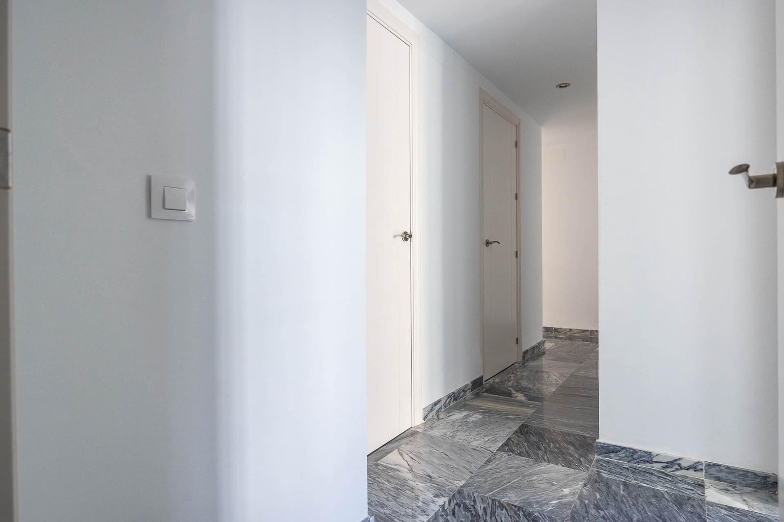 5 soverom Leilighet til salgs i Sevilla by med garasje - € 475 000 (Ref: 9504352)