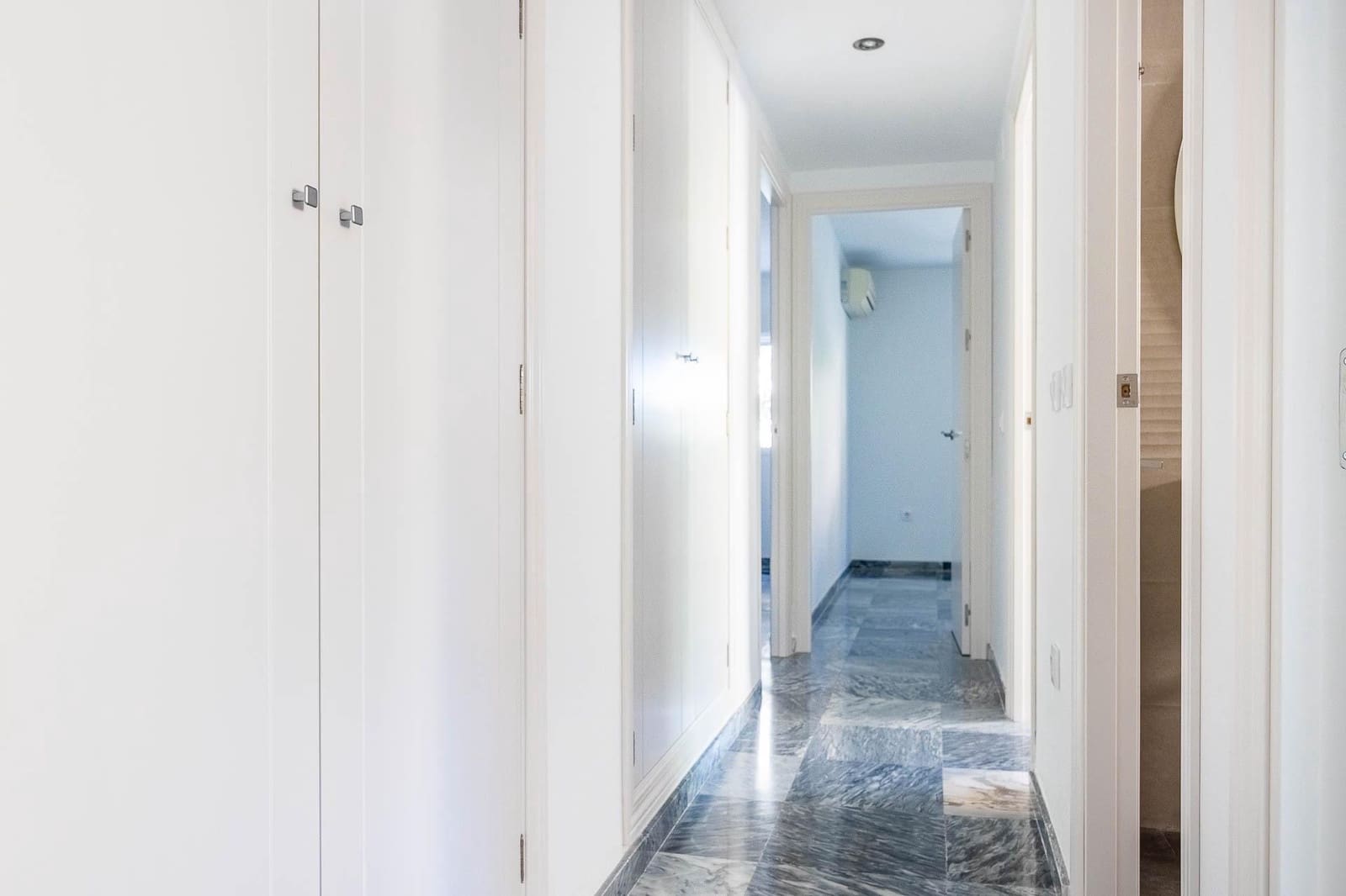 5 soverom Leilighet til salgs i Sevilla by med garasje - € 475 000 (Ref: 9504352)