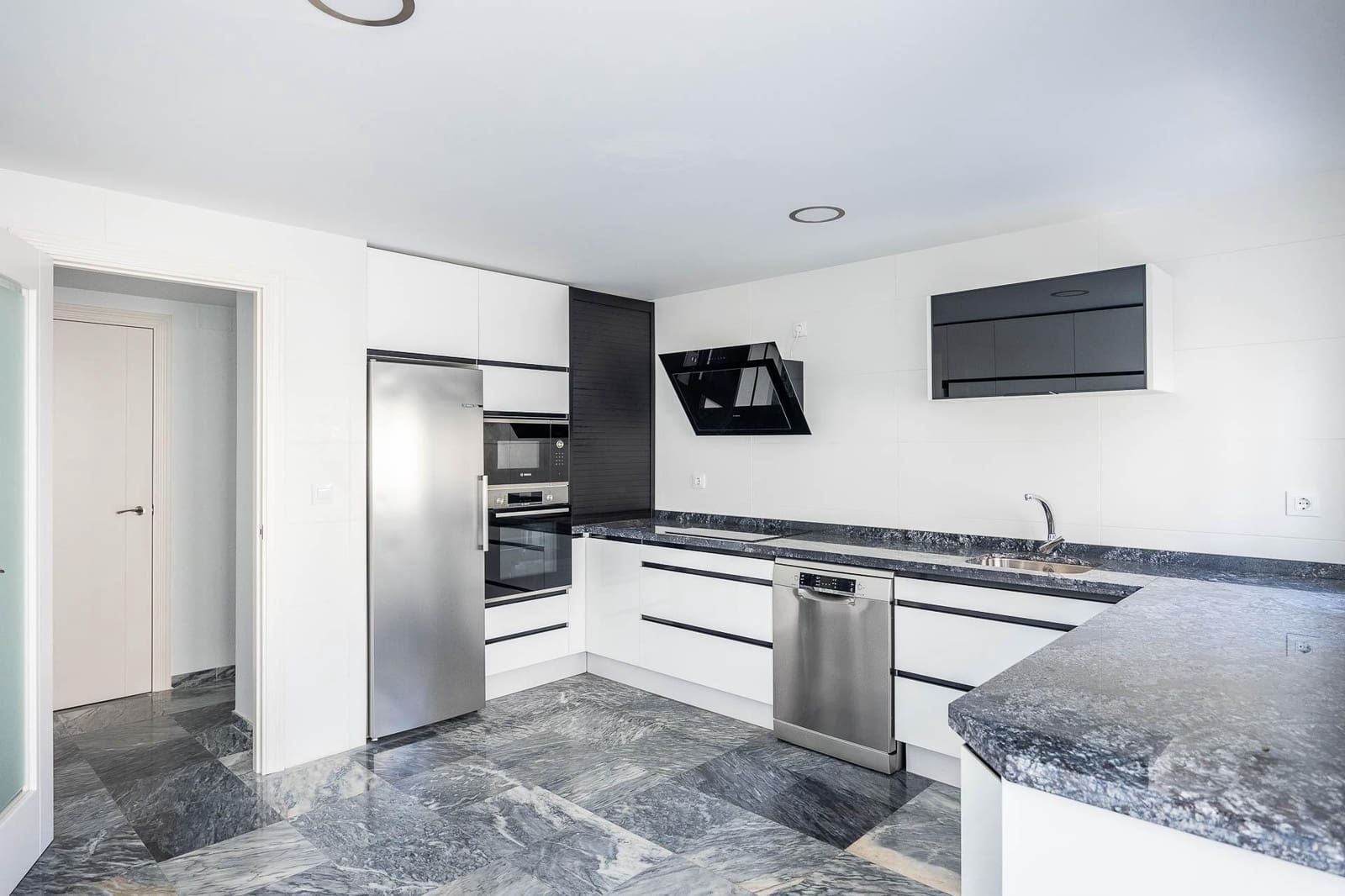 5 soverom Leilighet til salgs i Sevilla by med garasje - € 475 000 (Ref: 9504352)