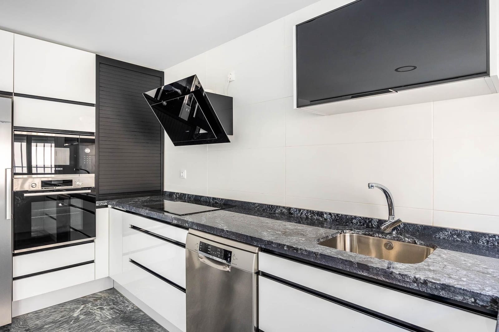 5 soverom Leilighet til salgs i Sevilla by med garasje - € 475 000 (Ref: 9504352)