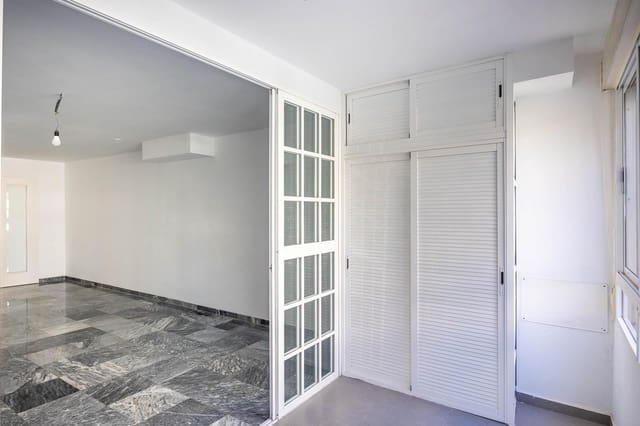 5 soverom Leilighet til salgs i Nervión, Sevilla by med garasje - € 475 000 (Ref: 9504352)