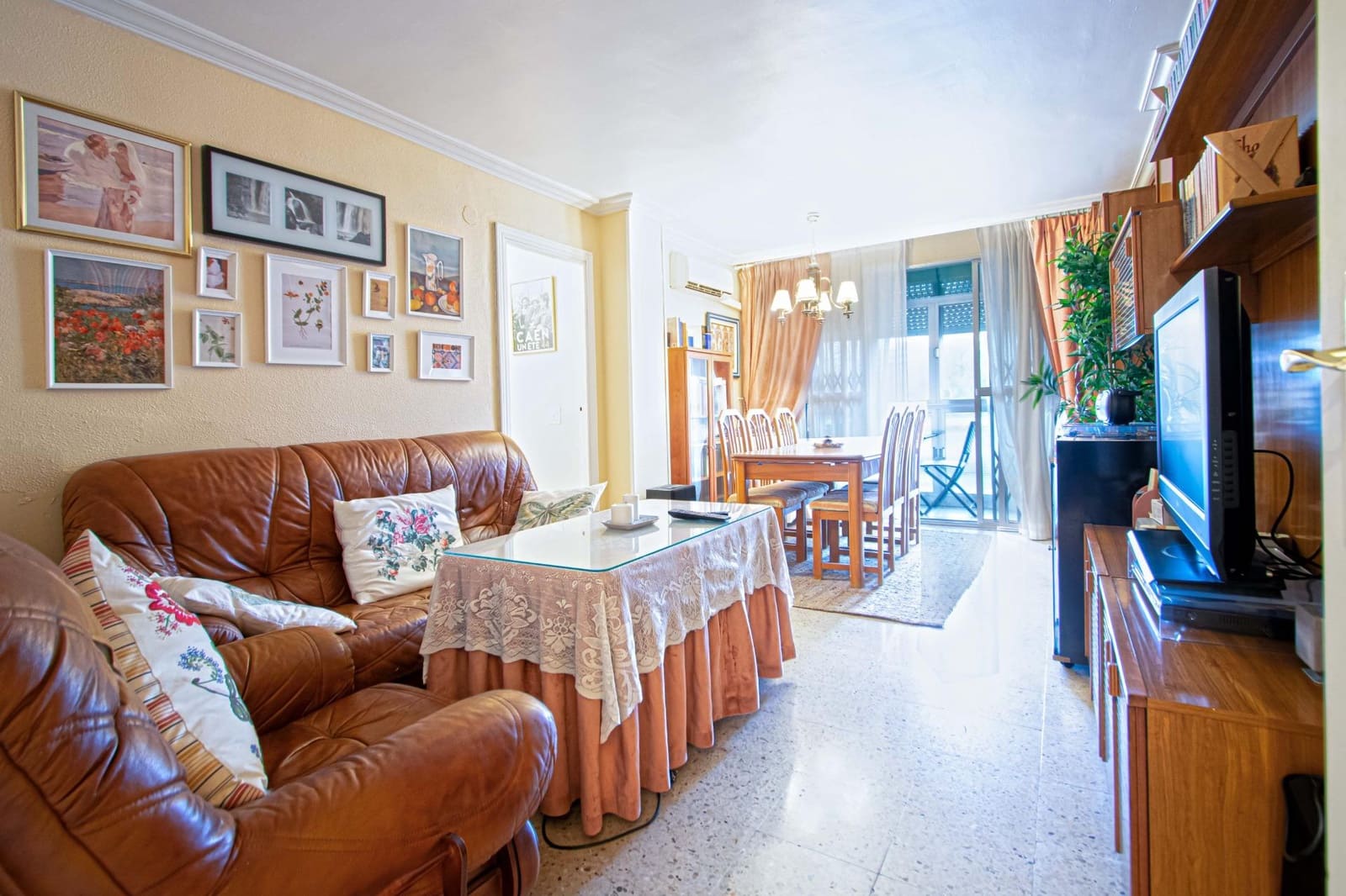 3 bedroom Flat for sale in Seville city - € 199,000 (Ref: 9508941)