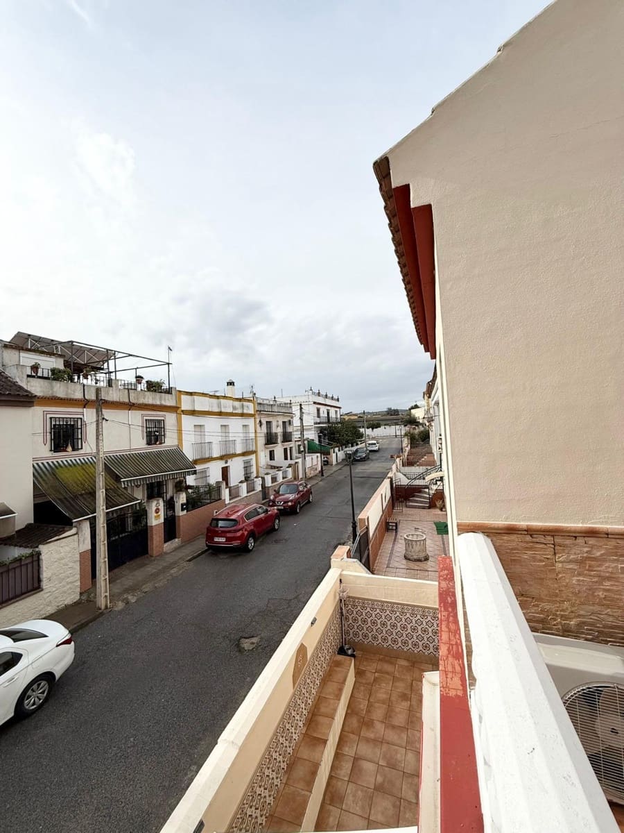 5 soveværelse Rækkehus til salg i Santiponce - € 222.500 (Ref: 9508942)