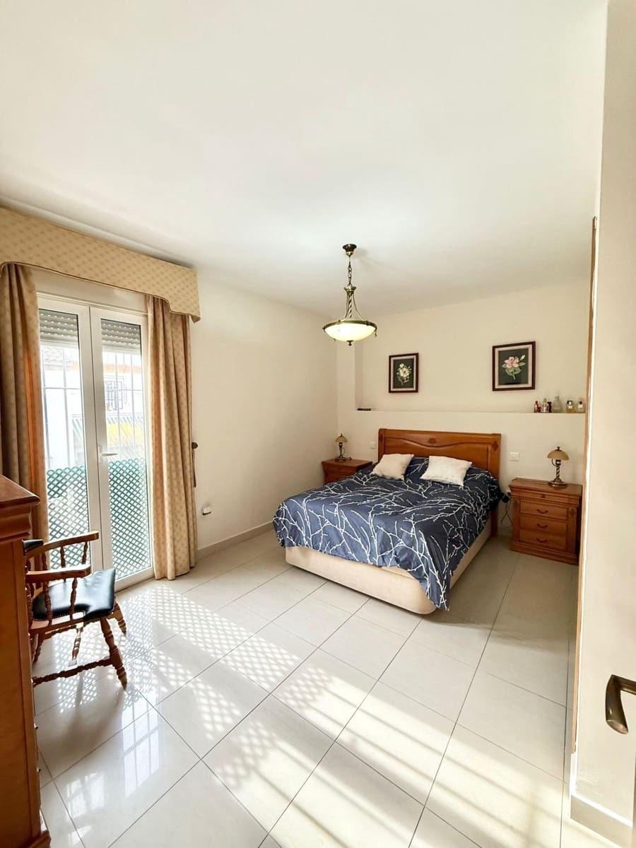 5 soveværelse Rækkehus til salg i Santiponce - € 222.500 (Ref: 9508942)