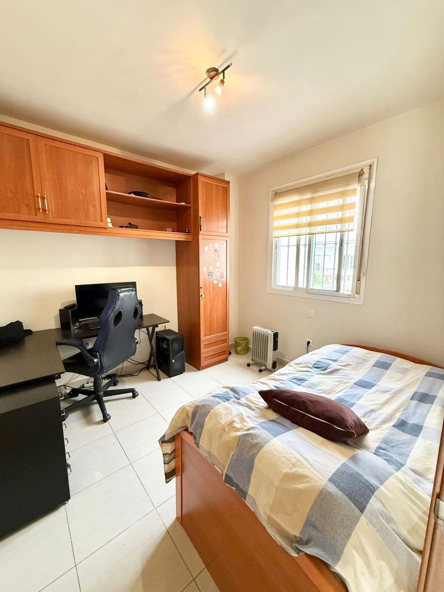 5 soveværelse Rækkehus til salg i Santiponce - € 222.500 (Ref: 9508942)