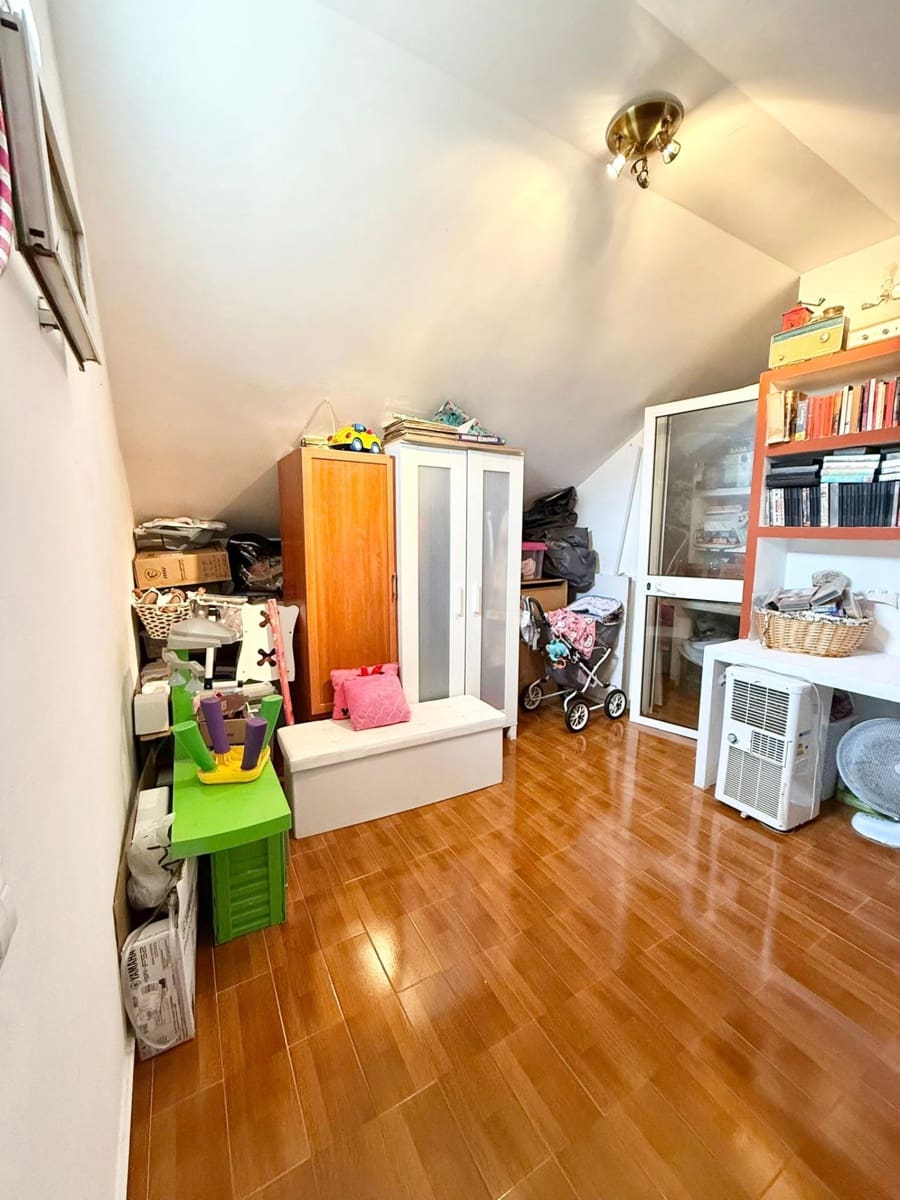 5 soveværelse Rækkehus til salg i Santiponce - € 222.500 (Ref: 9508942)