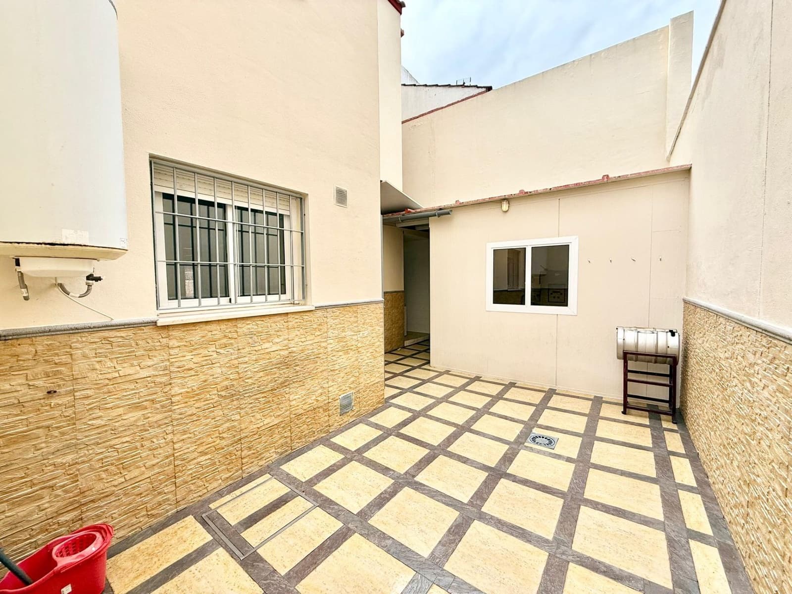 5 soveværelse Rækkehus til salg i Santiponce - € 222.500 (Ref: 9508942)