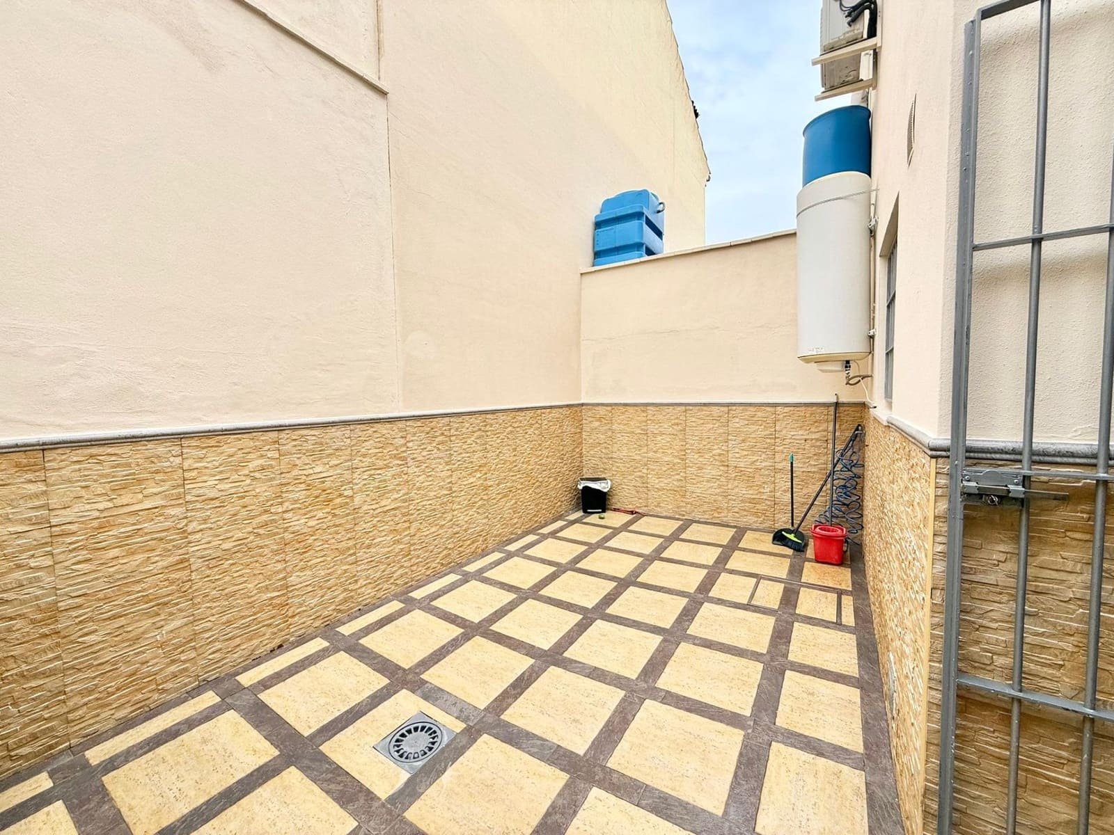 5 soveværelse Rækkehus til salg i Santiponce - € 222.500 (Ref: 9508942)