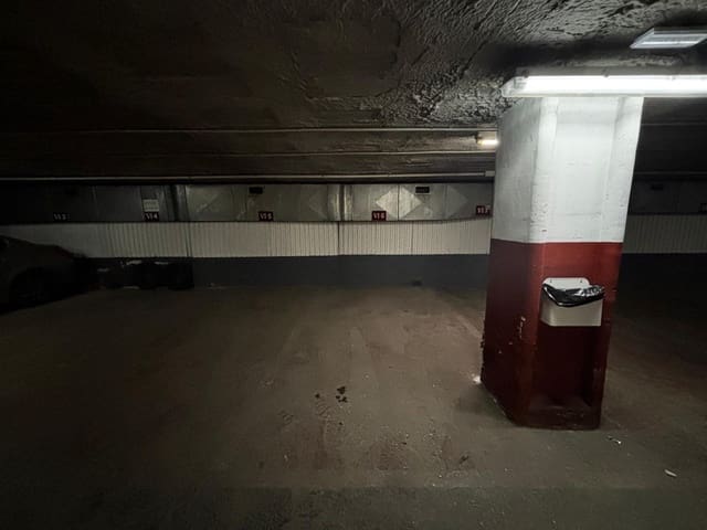 Garage à vendre à Séville ville - 42 000 € (Ref: 9513471)