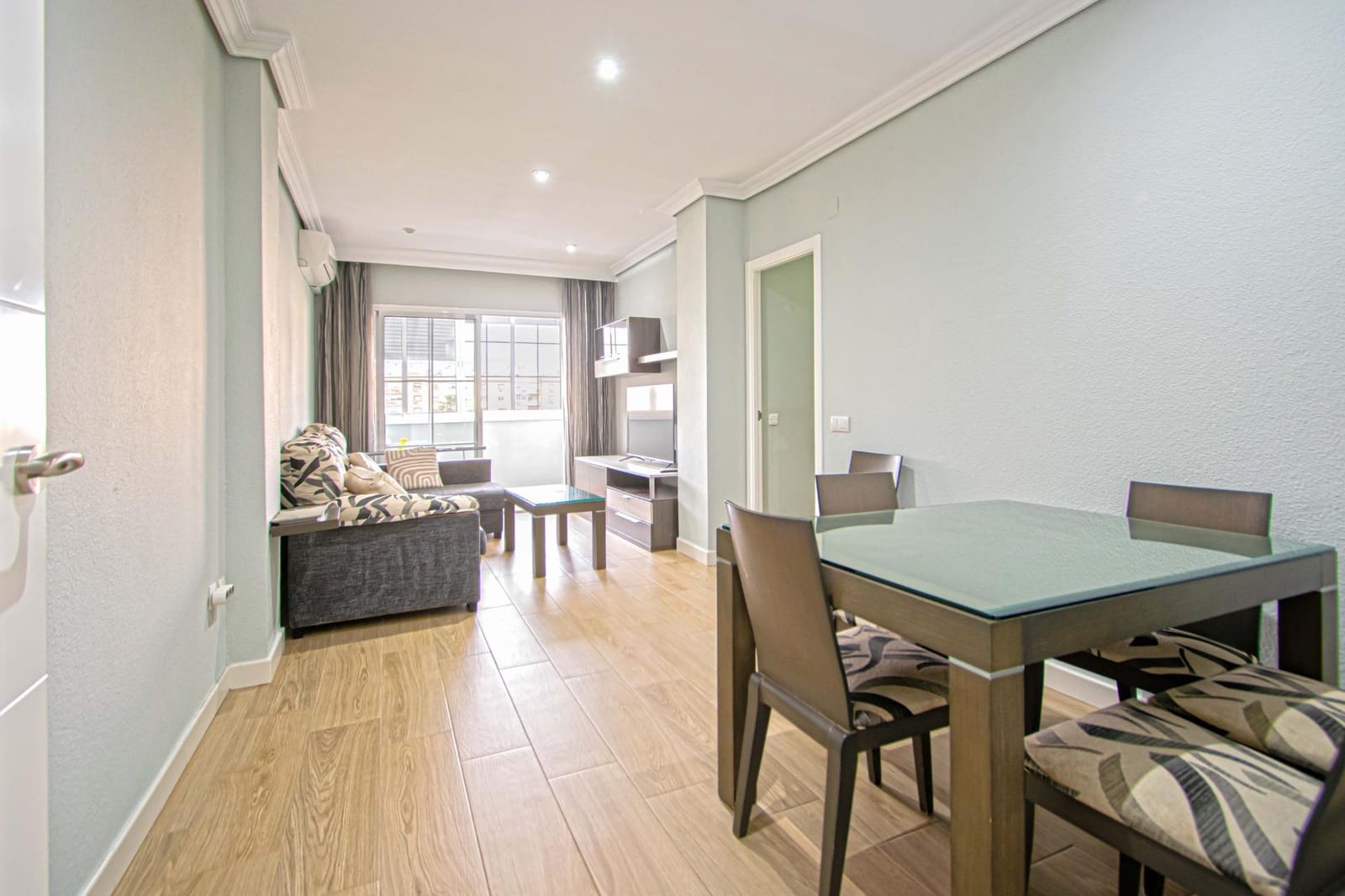 3 bedroom Flat for sale in Montequinto - € 225,000 (Ref: 9513472)