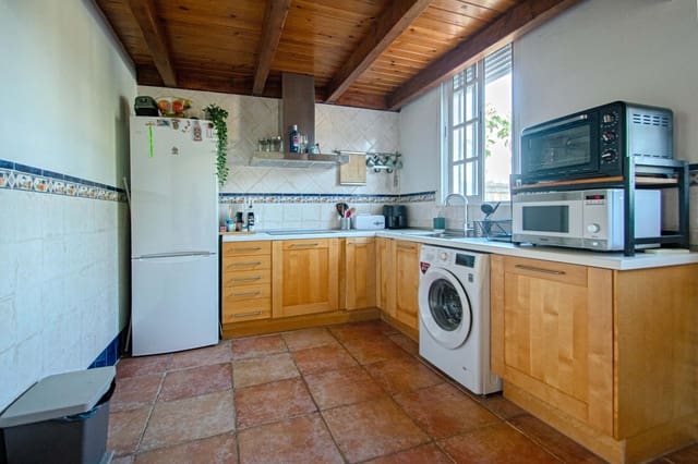 6 sypialnia Finka/Dom wiejski na sprzedaż w Carmona z garażem - 385 336 € (Ref: 9513473)