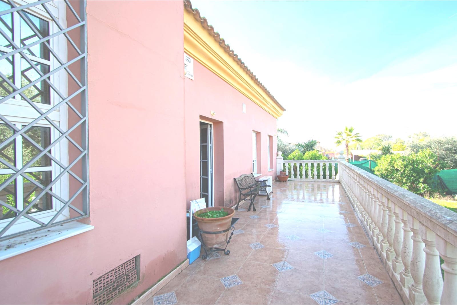 6 soveværelse Finca/Landehus til salg i Carmona med garage - € 385.336 (Ref: 9513473)
