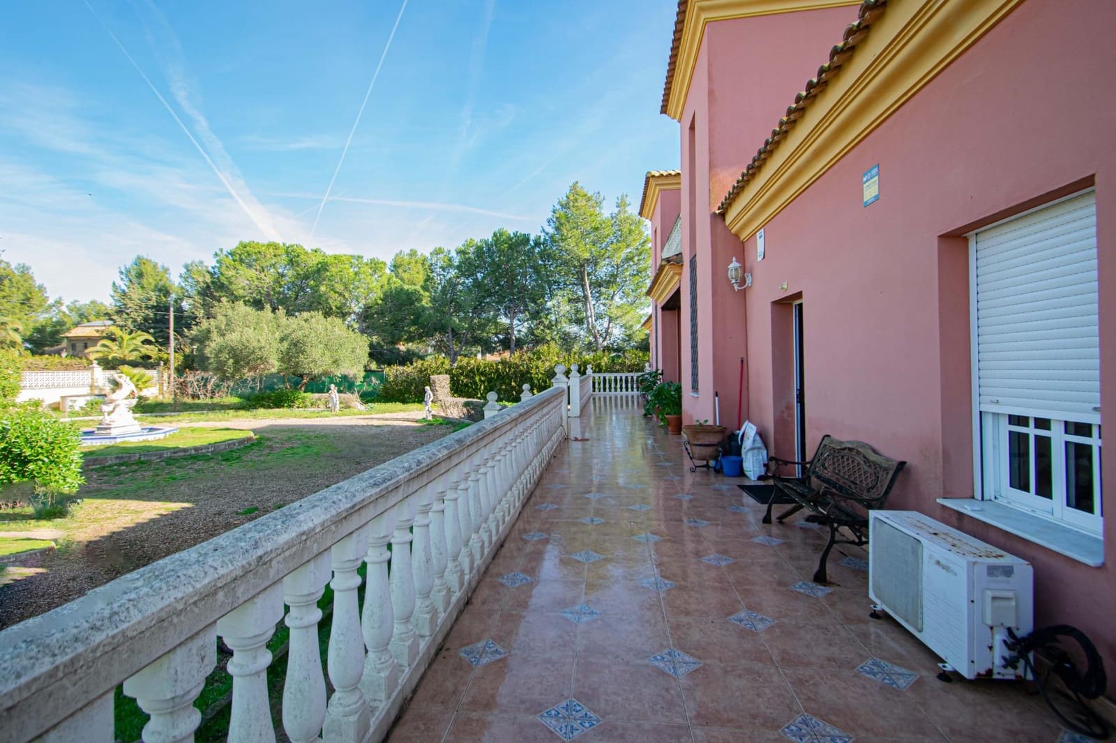 6 soveværelse Finca/Landehus til salg i Carmona med garage - € 385.336 (Ref: 9513473)