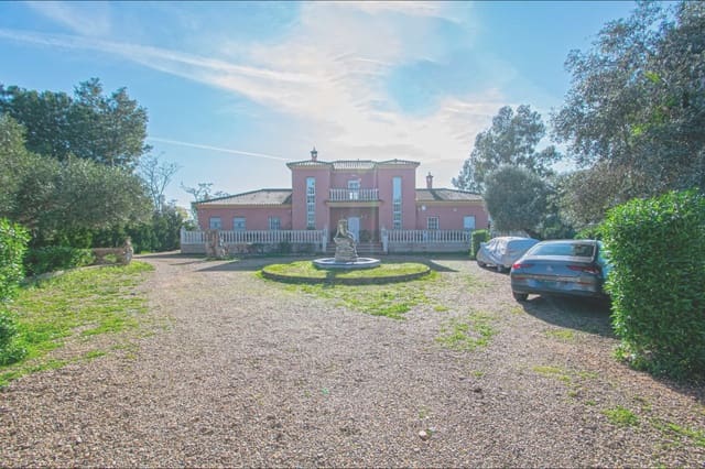 Finca/Casa Rural de 6 habitaciones en Carmona en venta con garaje - 385.336 € (Ref: 9513473)