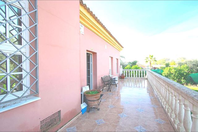 6 Zimmer Finca/Landgut zu verkaufen in Carmona mit Garage - 385.336 € (Ref: 9513473)