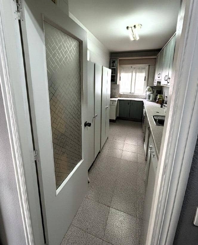 Piso de 3 habitaciones en Sevilla ciudad en venta con piscina garaje - 240.000 € (Ref: 9518960)