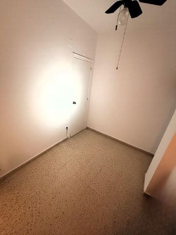Piso de 3 habitaciones en Sevilla ciudad en venta con piscina garaje - 240.000 € (Ref: 9518960)