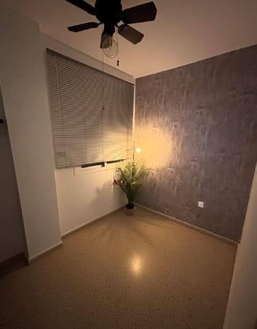 Piso de 3 habitaciones en Sevilla ciudad en venta con piscina garaje - 240.000 € (Ref: 9518960)