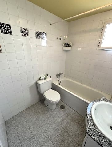 Piso de 3 habitaciones en Sevilla ciudad en venta con piscina garaje - 240.000 € (Ref: 9518960)