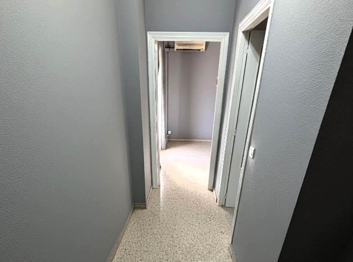 Piso de 3 habitaciones en Sevilla ciudad en venta con piscina garaje - 240.000 € (Ref: 9518960)