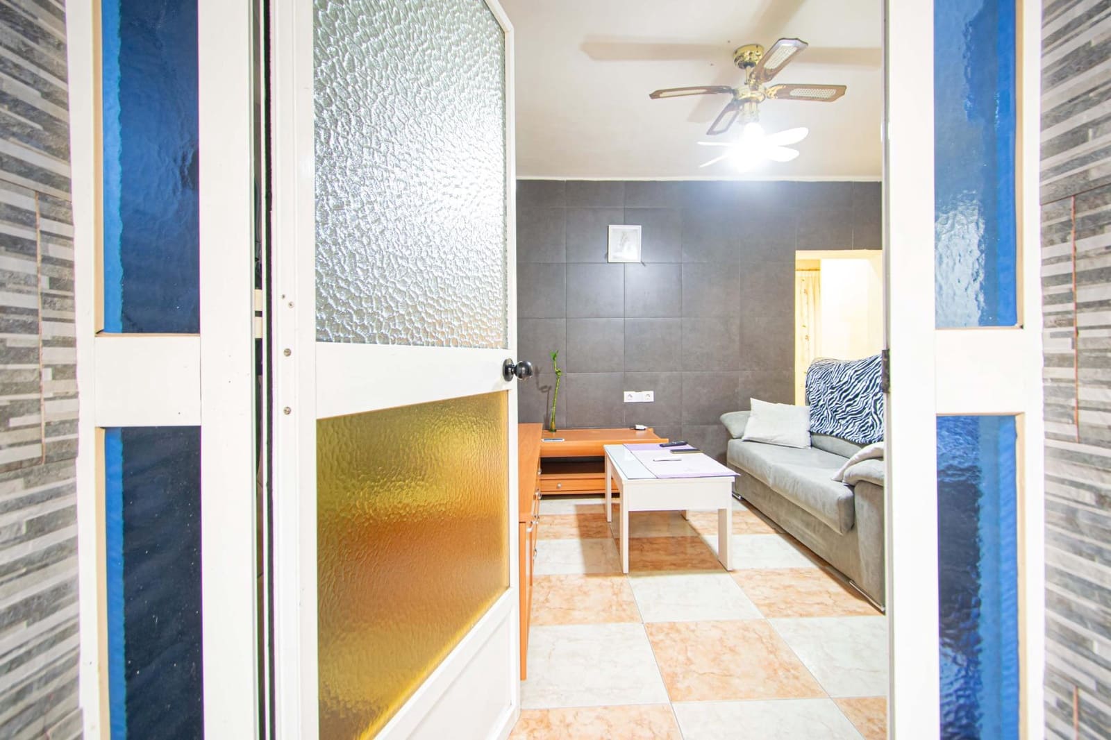 Apartamento de 2 habitaciones en Sevilla ciudad en venta - 87.000 € (Ref: 9518961)