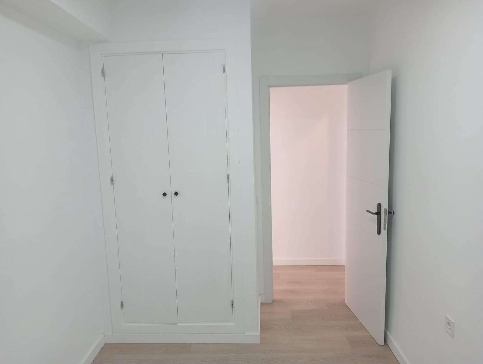 2 bedroom Flat for rent in Seville city - € 1,050 (Ref: 9518962)